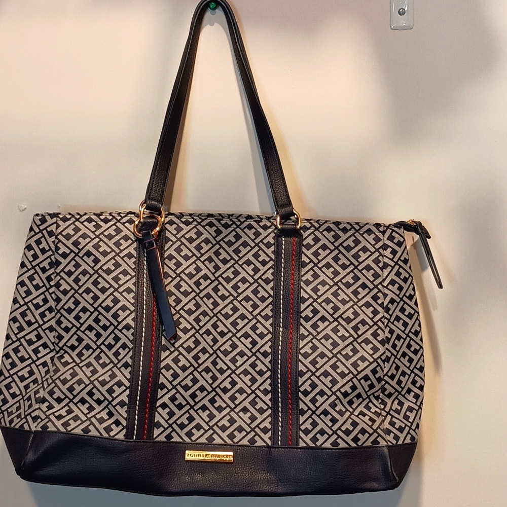 Tommy Hilfiger tote